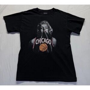 Retro Rewind Marilyn Monroe Chicago Basketball Black  T-shirt Mens SM graphic